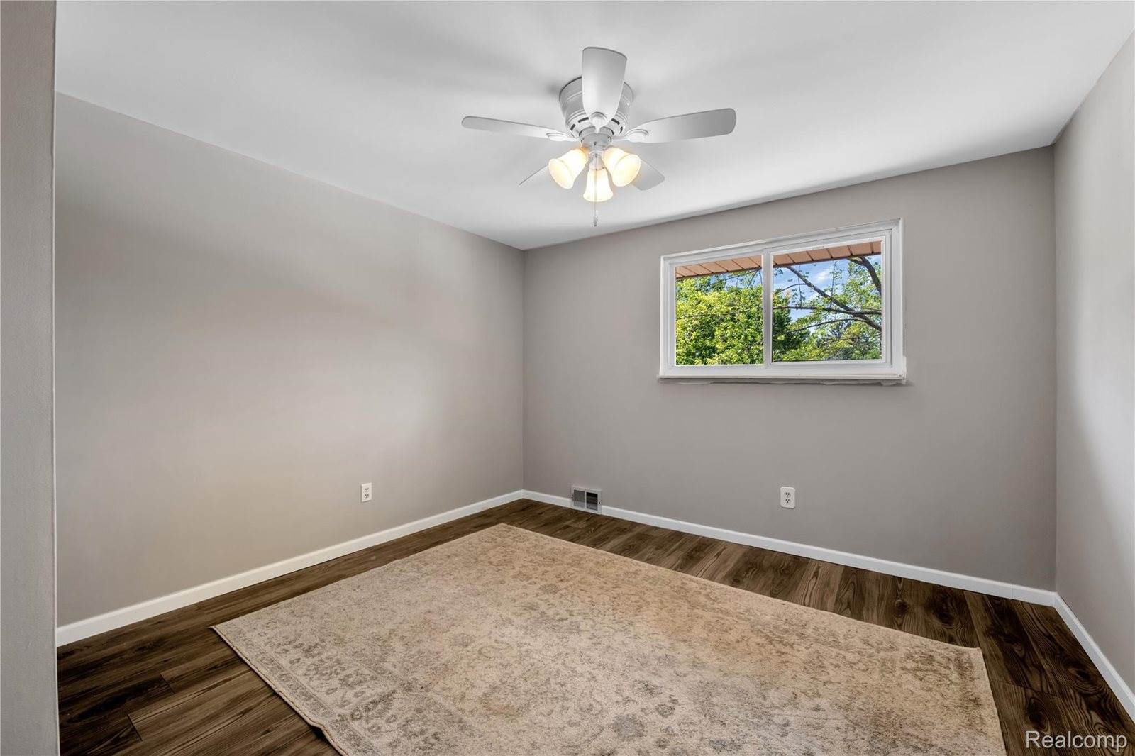 607 Ashburnham Street, Auburn Hills, MI 48326