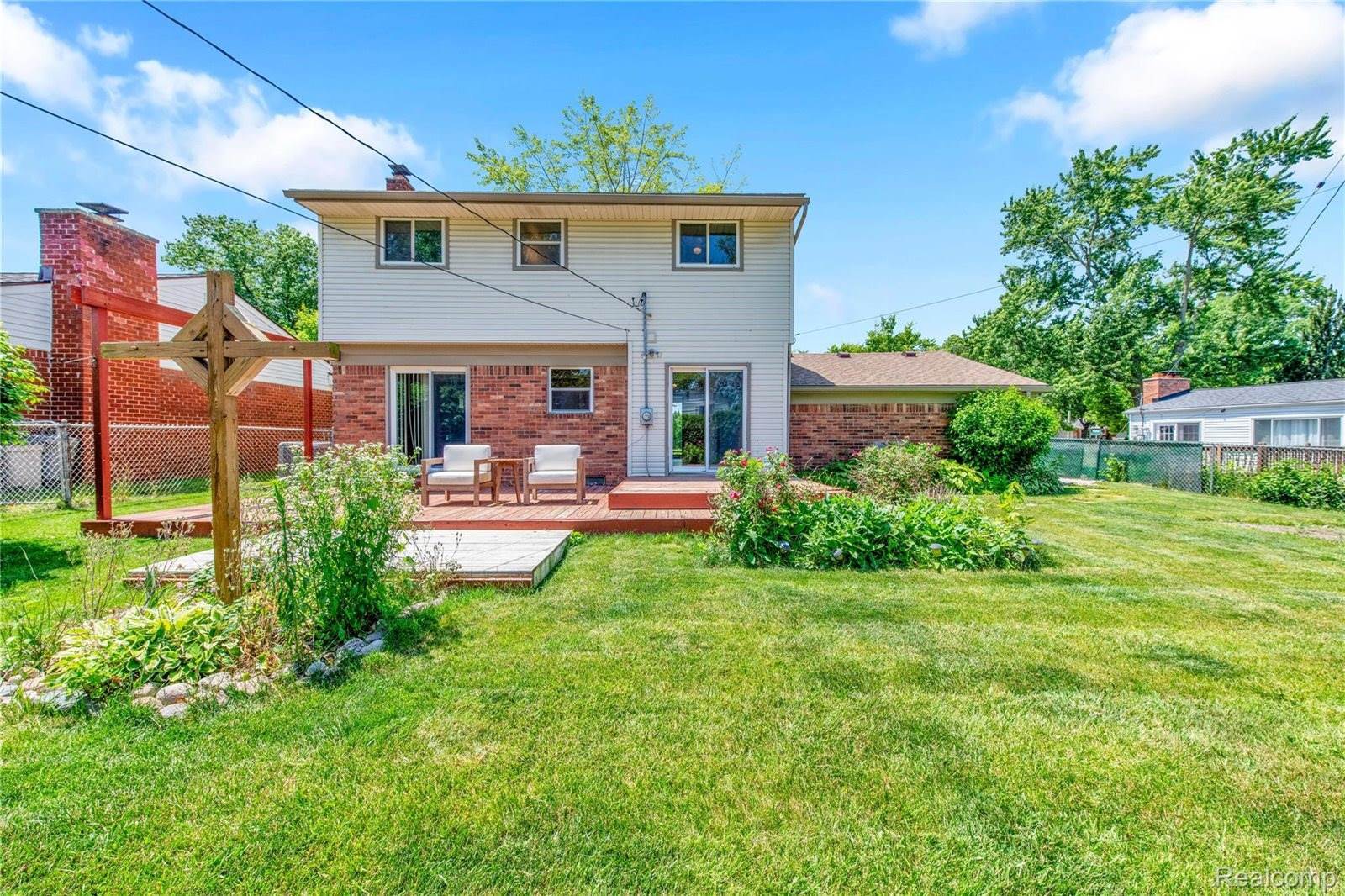 607 Ashburnham Street, Auburn Hills, MI 48326