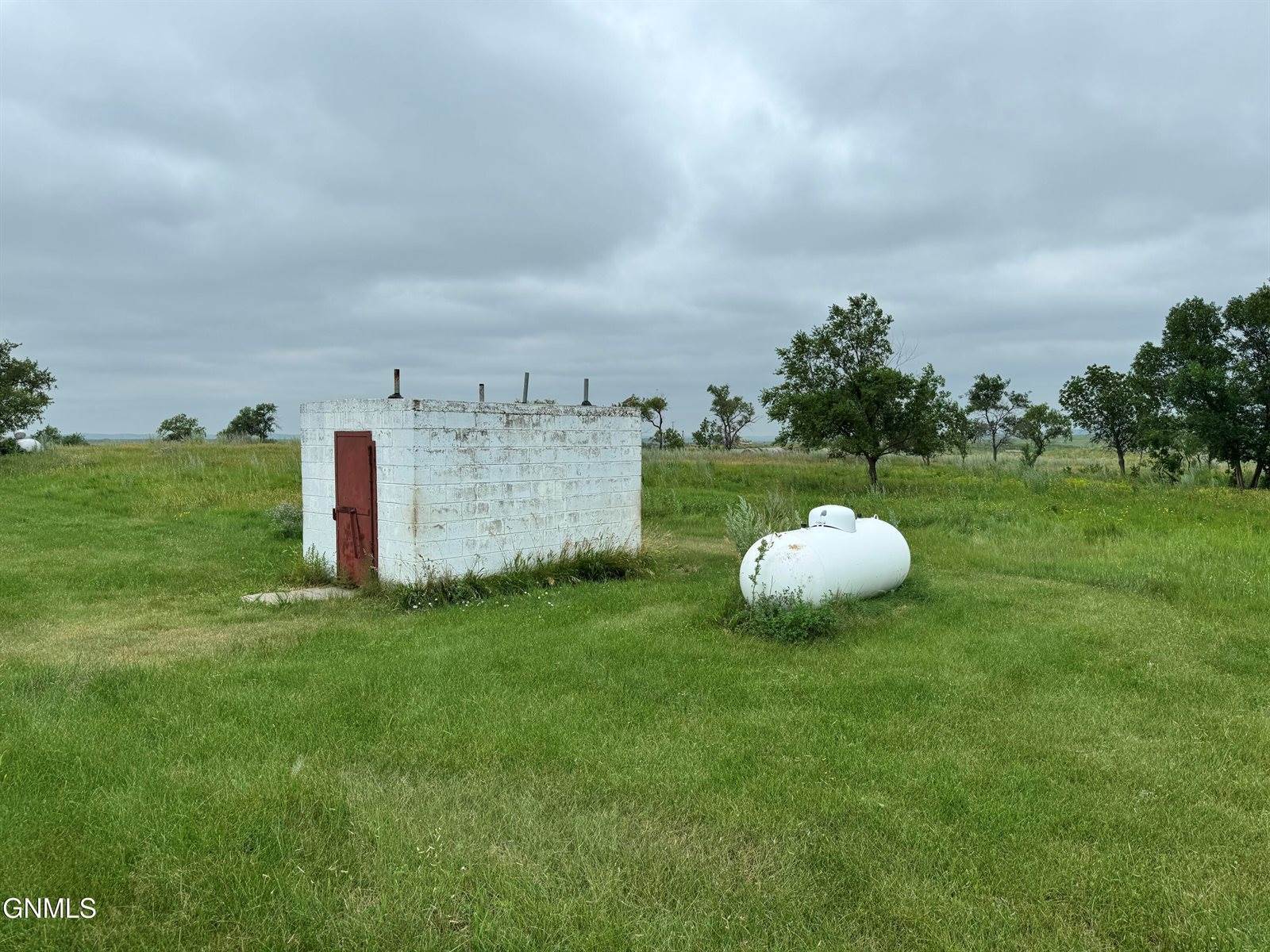 2395 Bia 7 Road, Selfridge, ND 58568