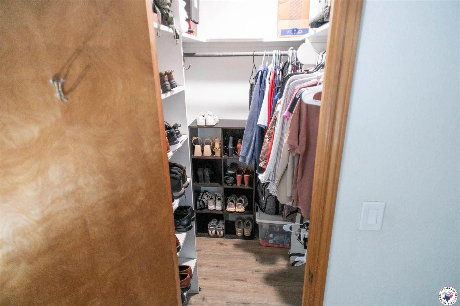 160 County Road 1120, Maud, TX 75567