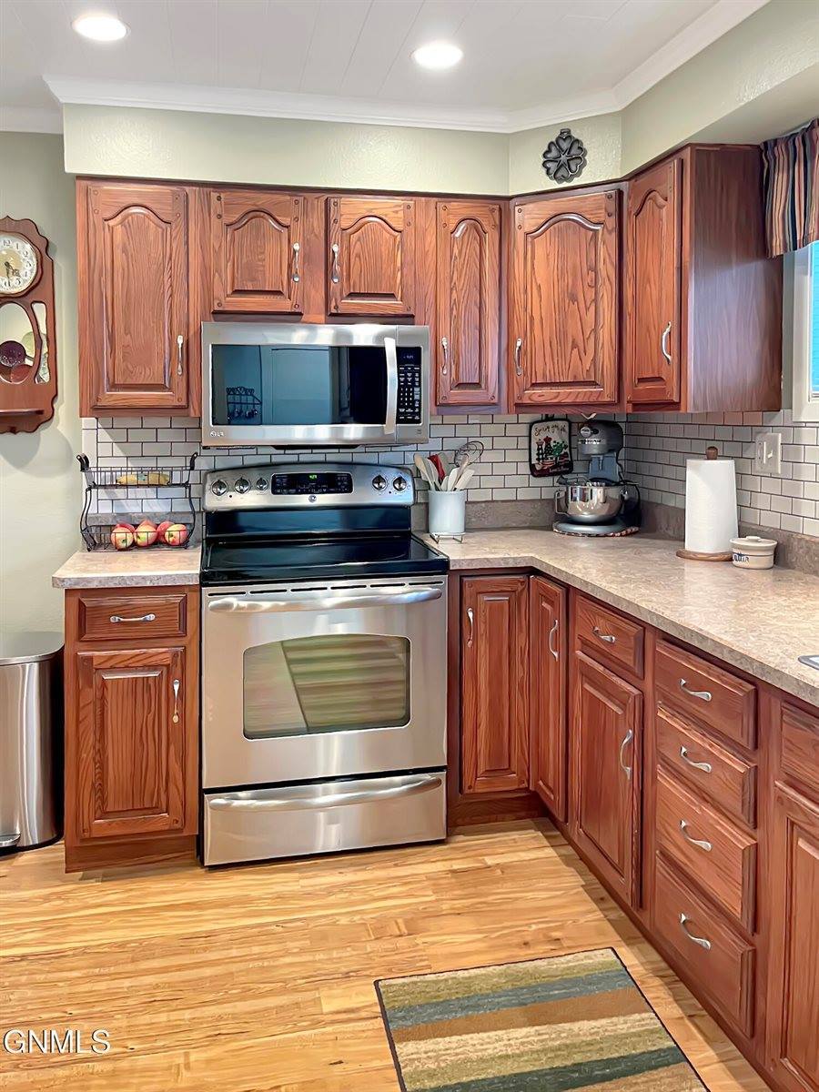 1520 Main Street, Williston, ND 58801