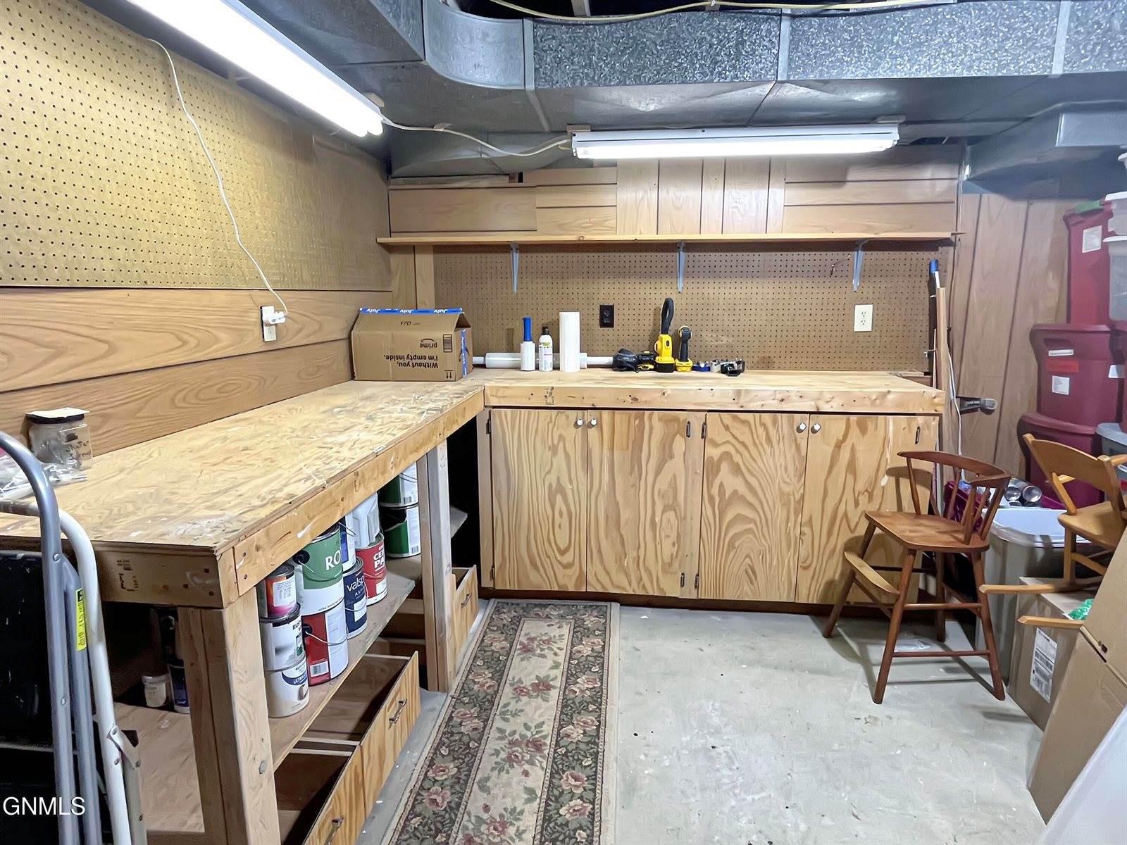 1520 Main Street, Williston, ND 58801