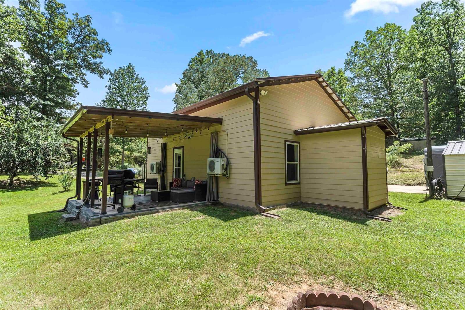 123 Co Rd 3917, Arley, AL 35541