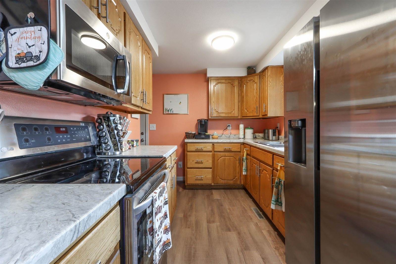 202 2nd Street, Milladore, WI 54454