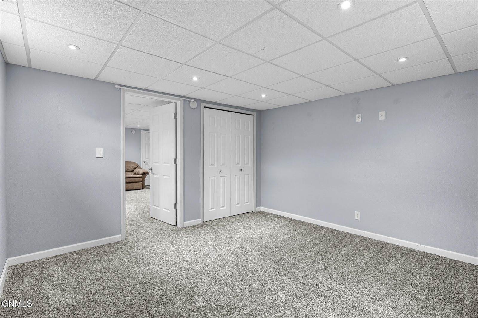 922 16th Avenue West, Williston, ND 58801