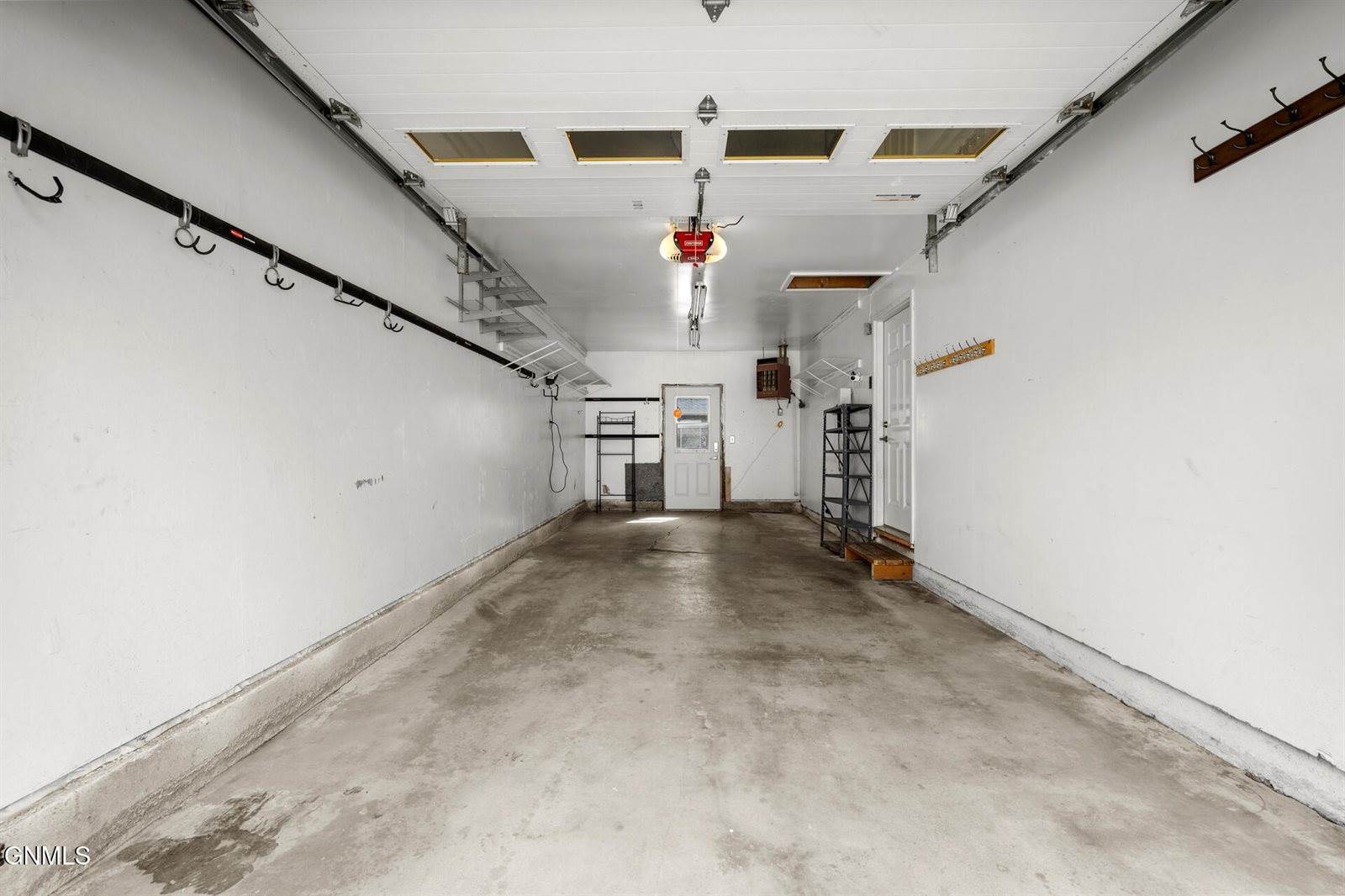 922 16th Avenue West, Williston, ND 58801