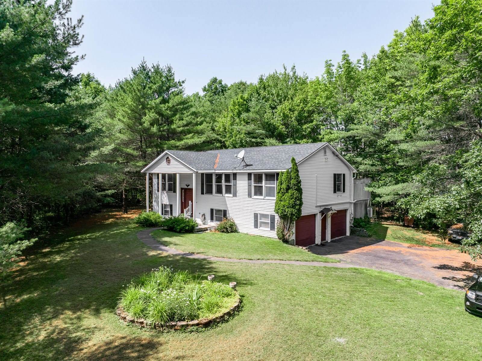 148 Mountain View Drive, Hermon, ME 04401