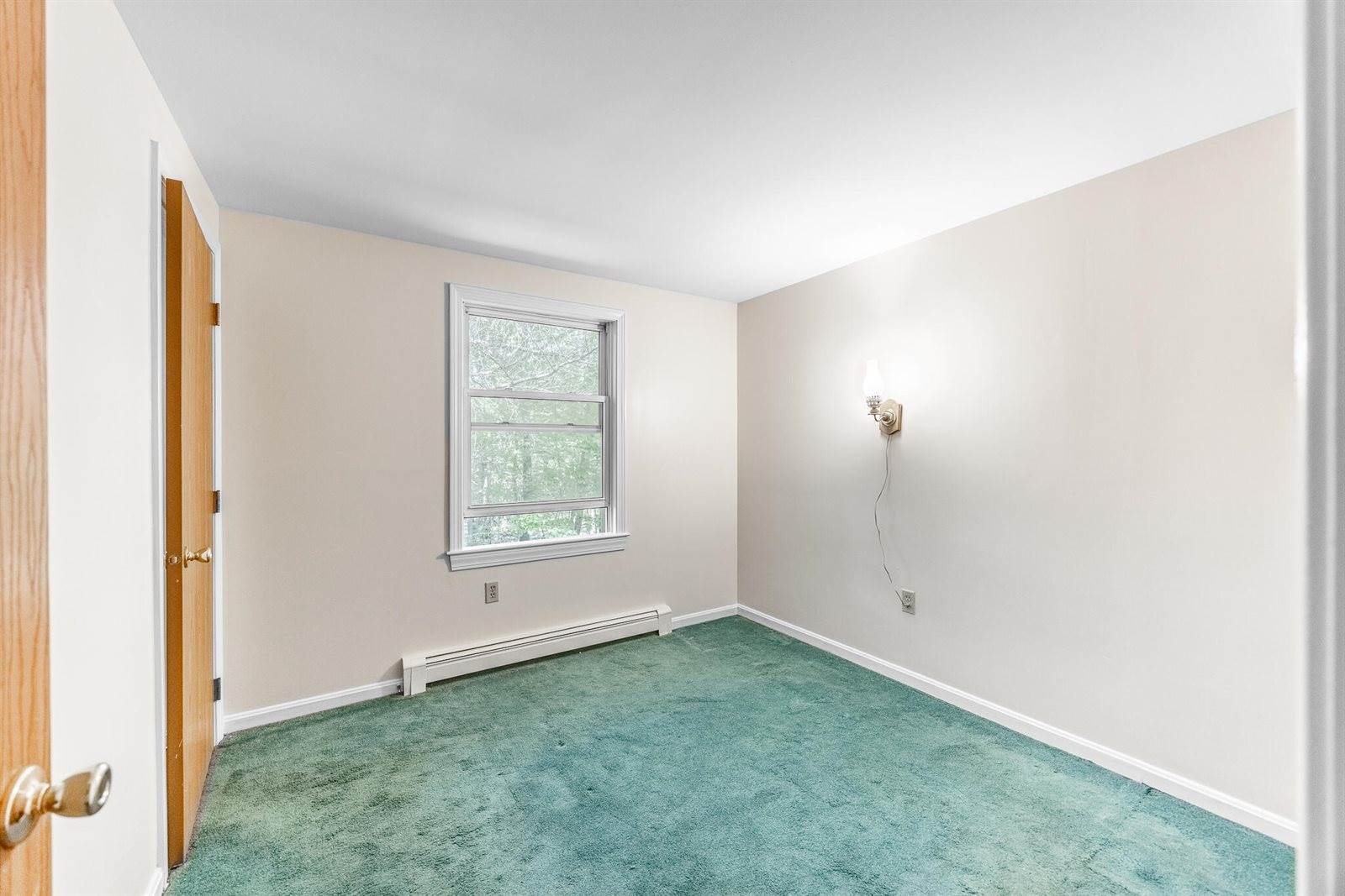 148 Mountain View Drive, Hermon, ME 04401