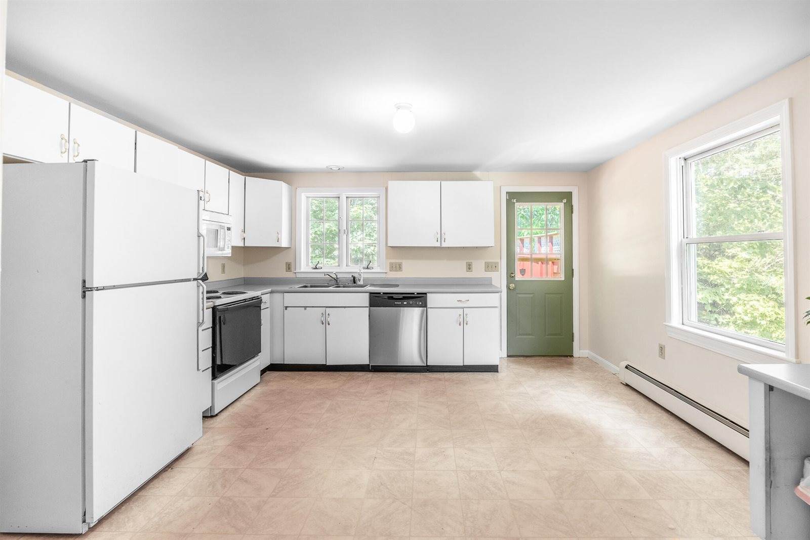 148 Mountain View Drive, Hermon, ME 04401