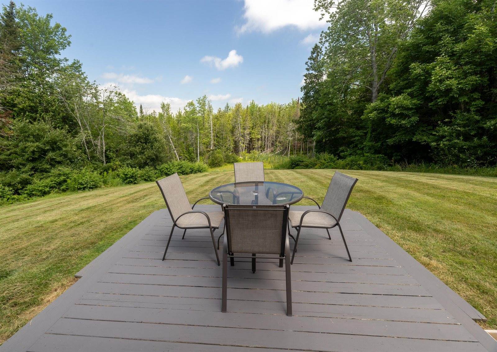 39 Maple Leaf Lane, Hermon, ME 04401