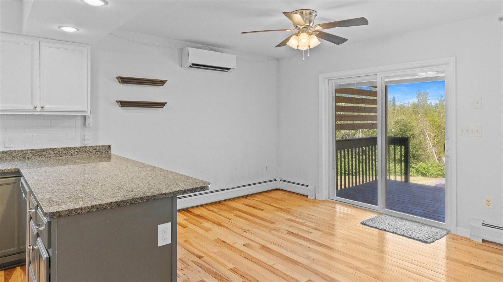 39 Maple Leaf Lane, Hermon, ME 04401