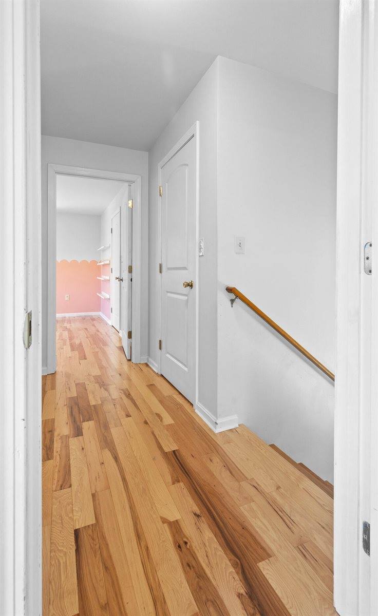 39 Maple Leaf Lane, Hermon, ME 04401