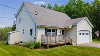 39 Maple Leaf Lane, Hermon, ME 04401