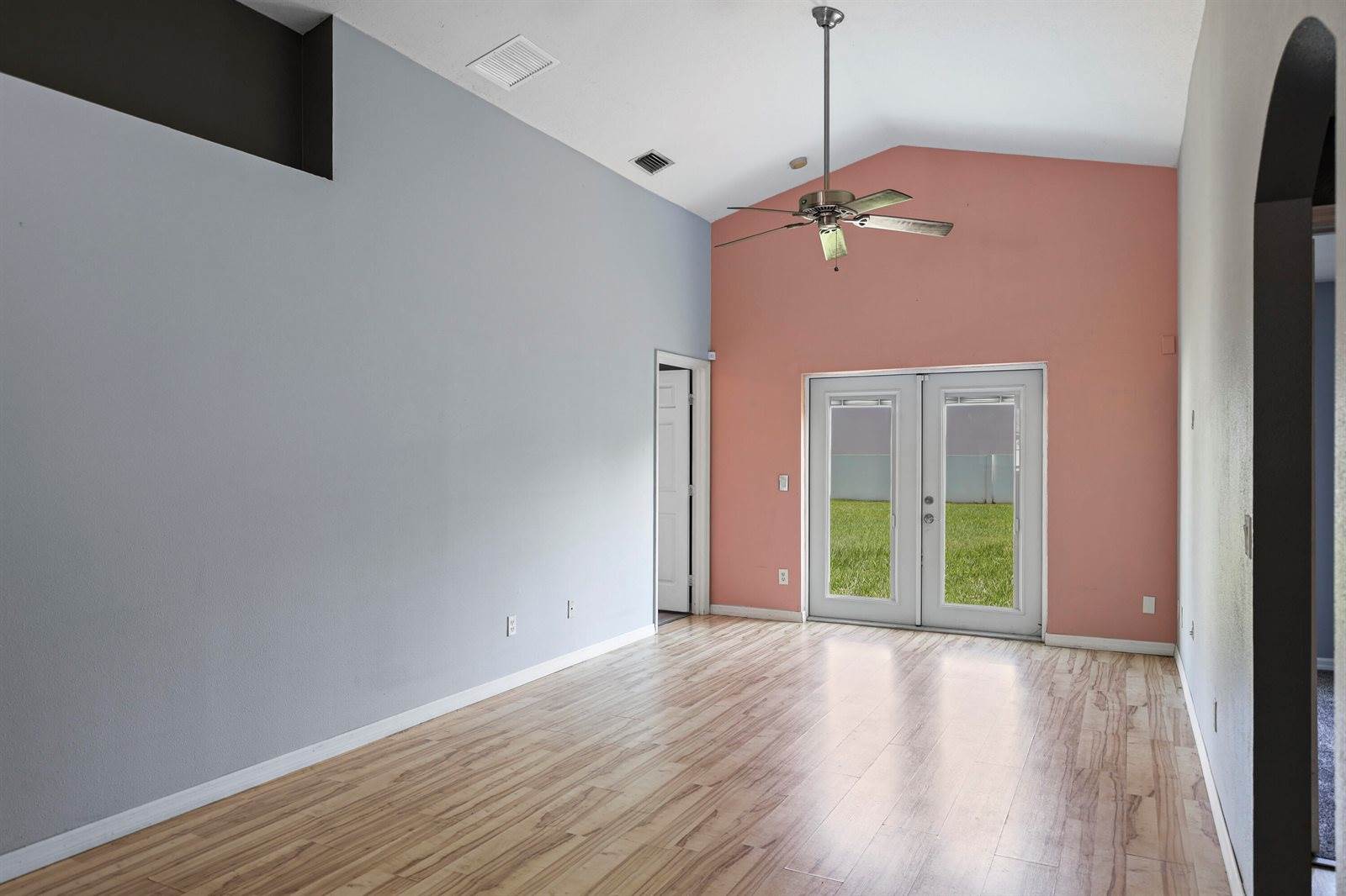 5831 22nd Street, Vero Beach, FL 32966