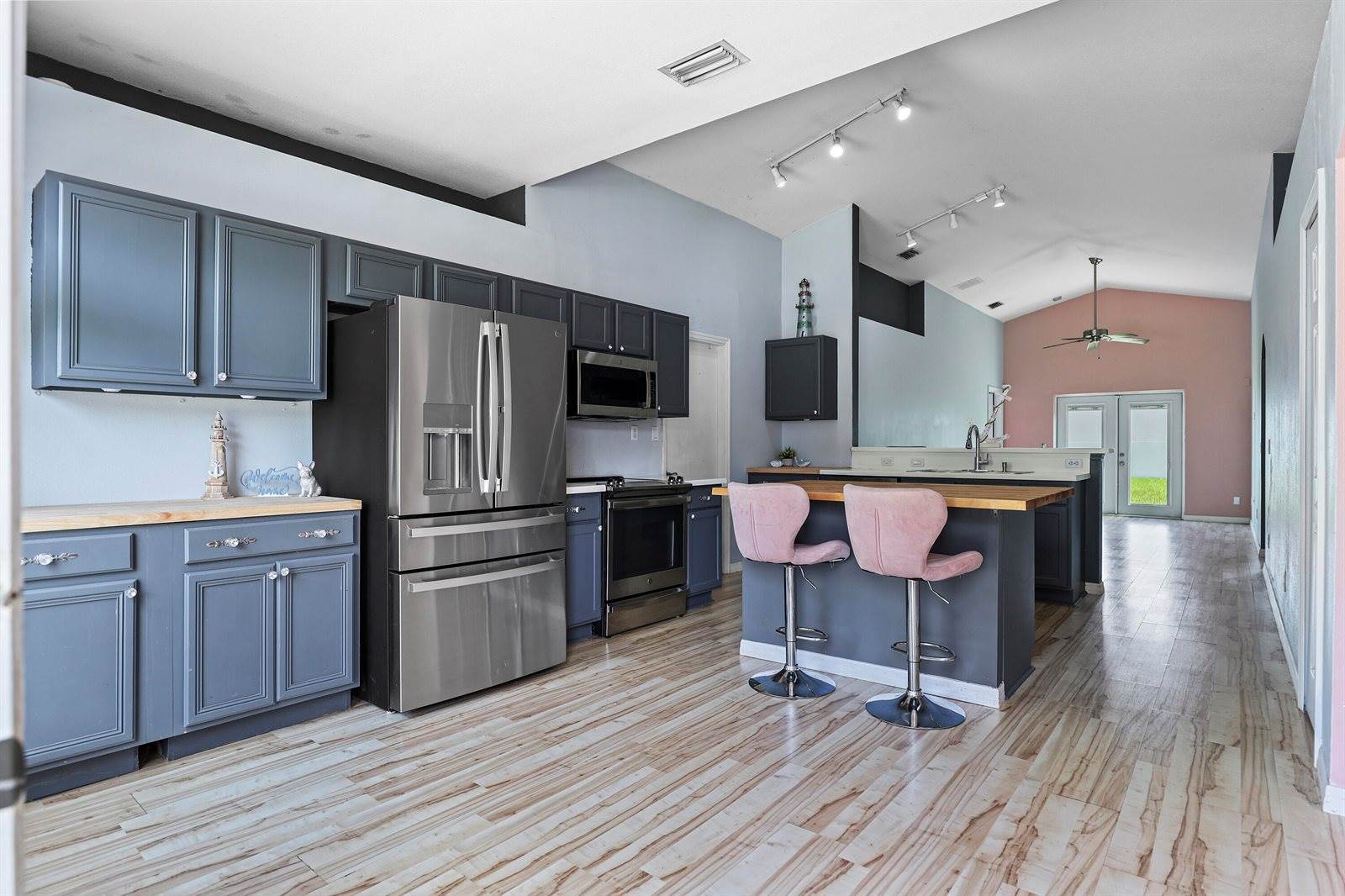 5831 22nd Street, Vero Beach, FL 32966