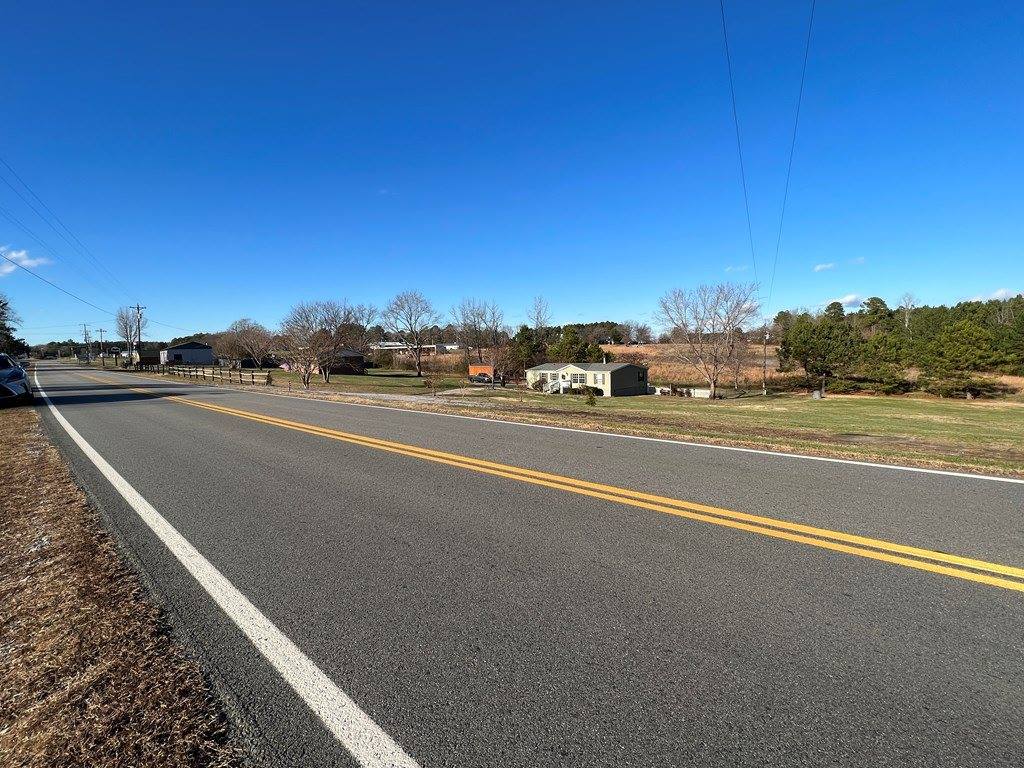 4055 Highway Nine-O-Three, Bracey, VA 23919