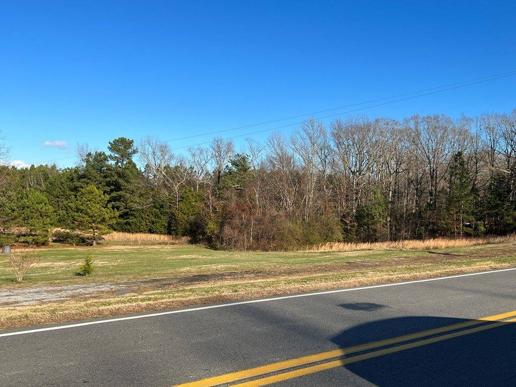 4055 Highway Nine-O-Three, Bracey, VA 23919