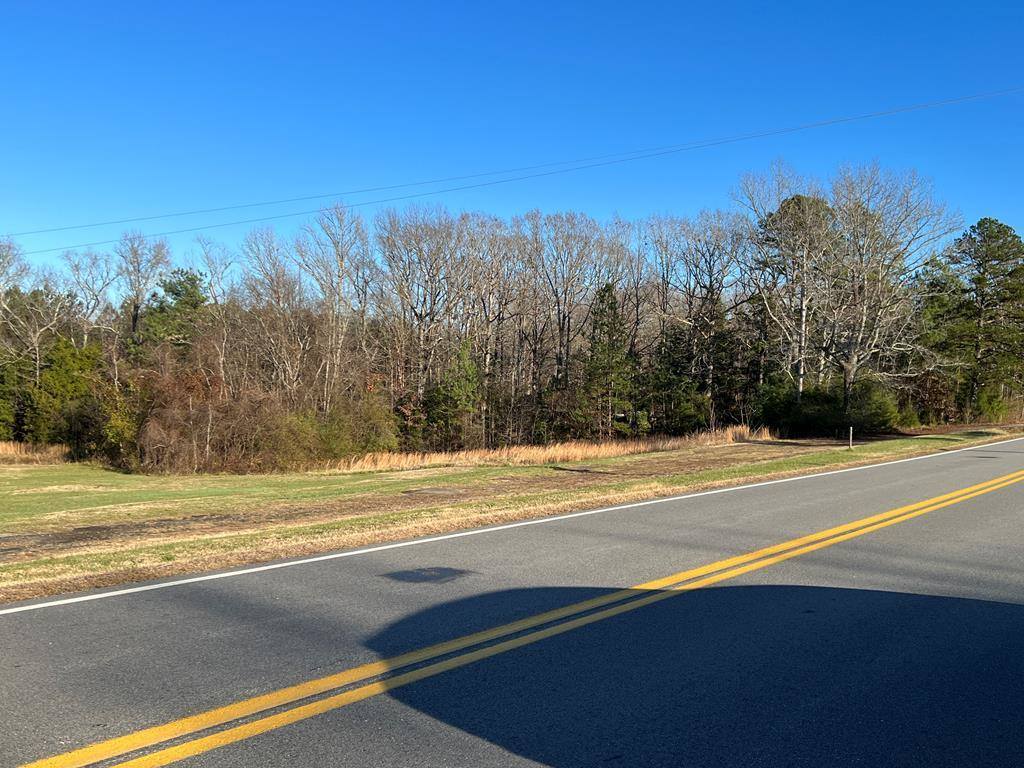 4055 Highway Nine-O-Three, Bracey, VA 23919