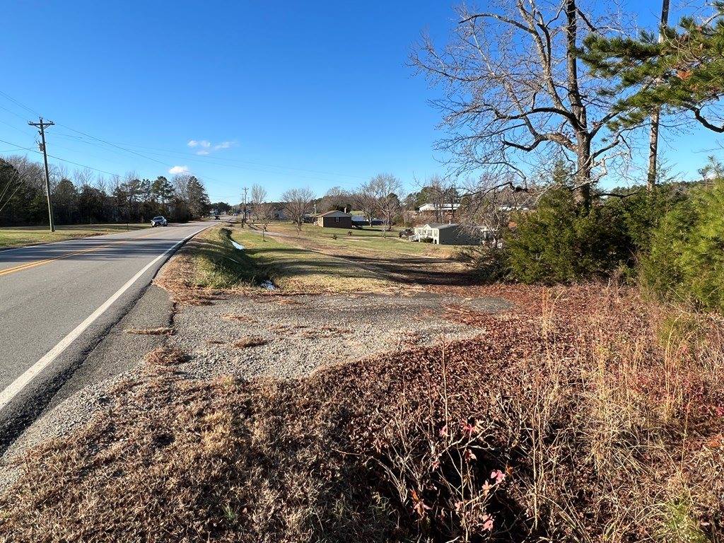 4055 Highway Nine-O-Three, Bracey, VA 23919