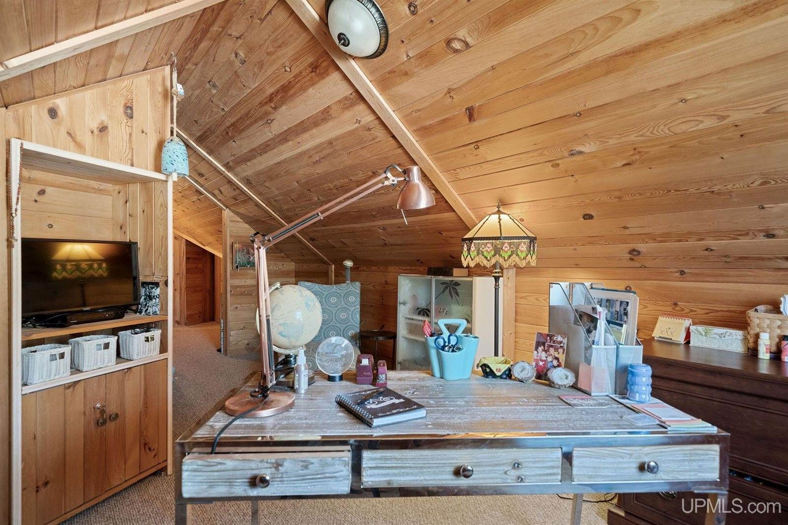 827 Michigan Street, Ishpeming, MI 49849