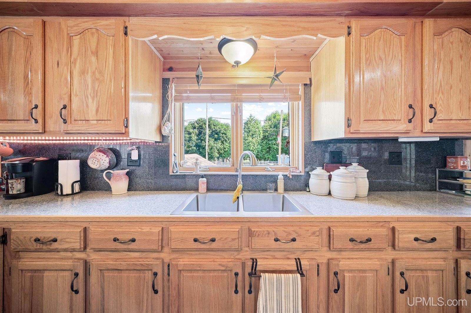 827 Michigan Street, Ishpeming, MI 49849