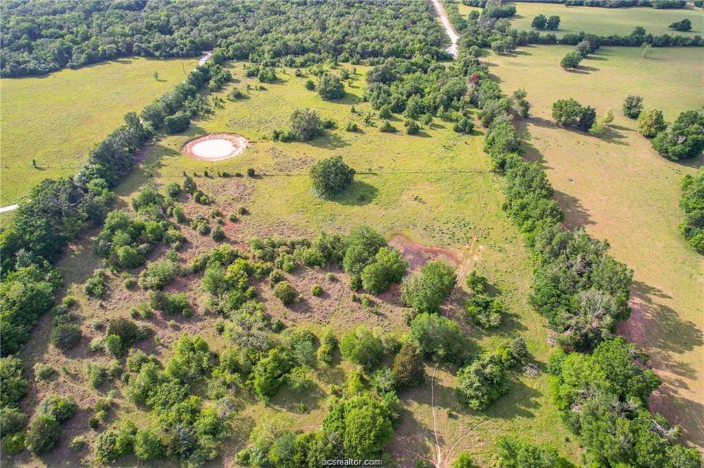 9525 S Hickory Loop County Road, Calvert, TX 77837