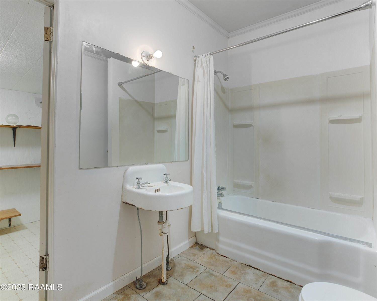 316 Magnolia Avenue, New Iberia, LA 70563