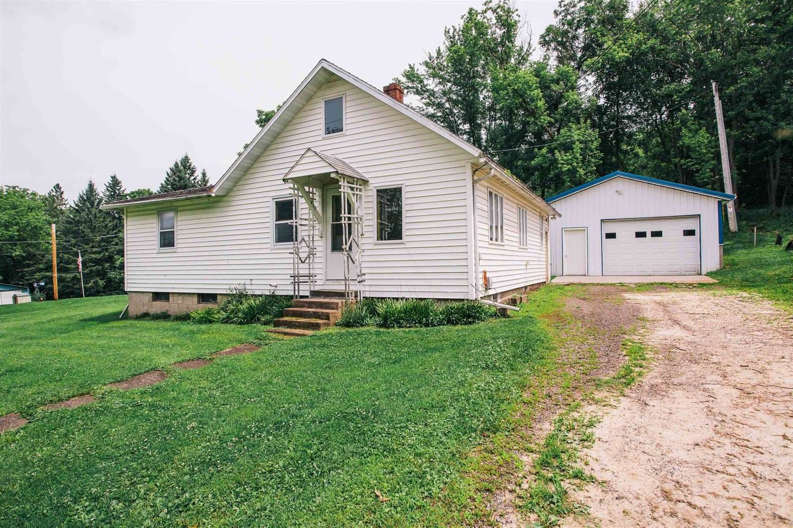 611 Willow Street, Neillsville, WI 54456