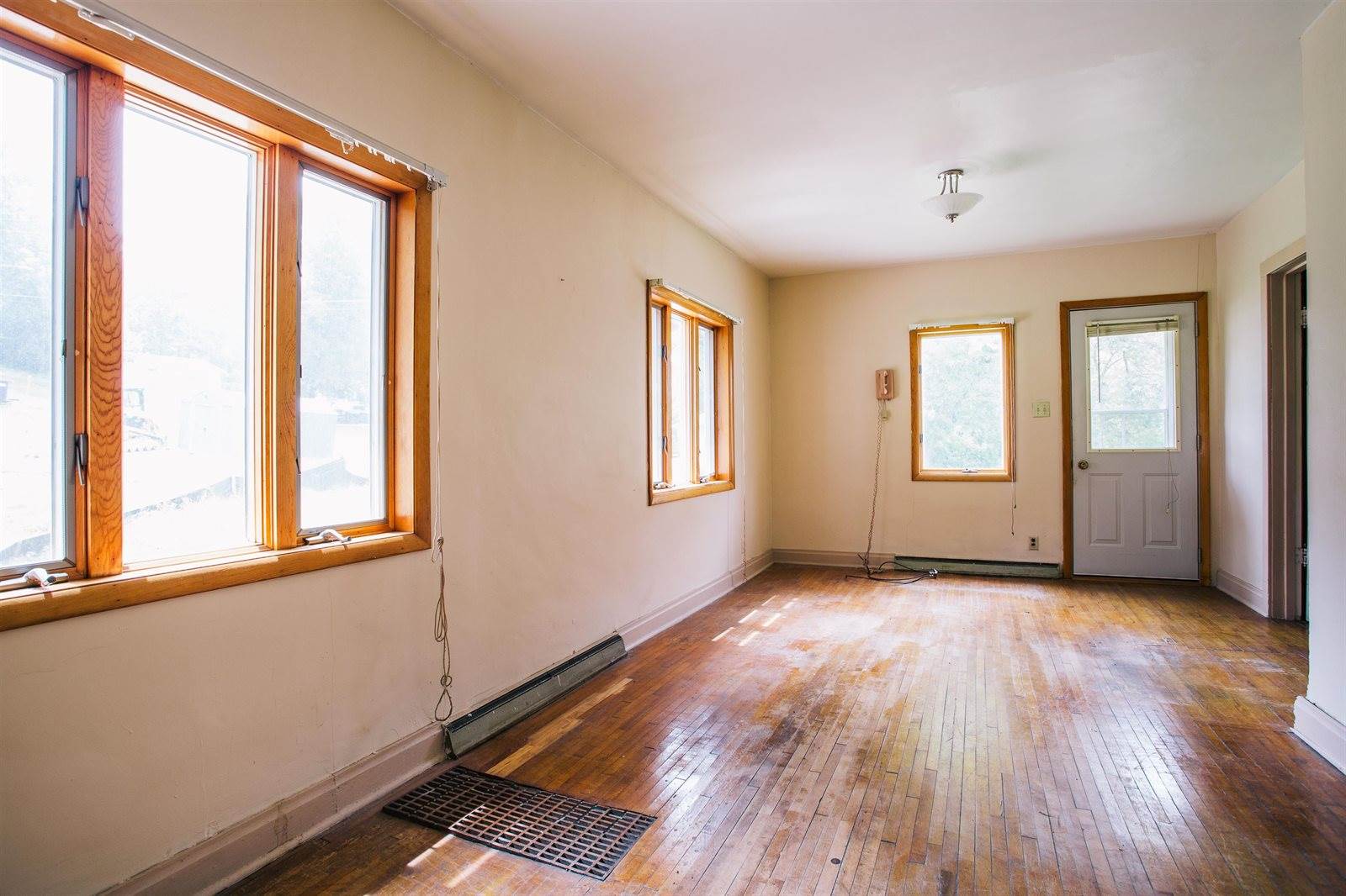 611 Willow Street, Neillsville, WI 54456