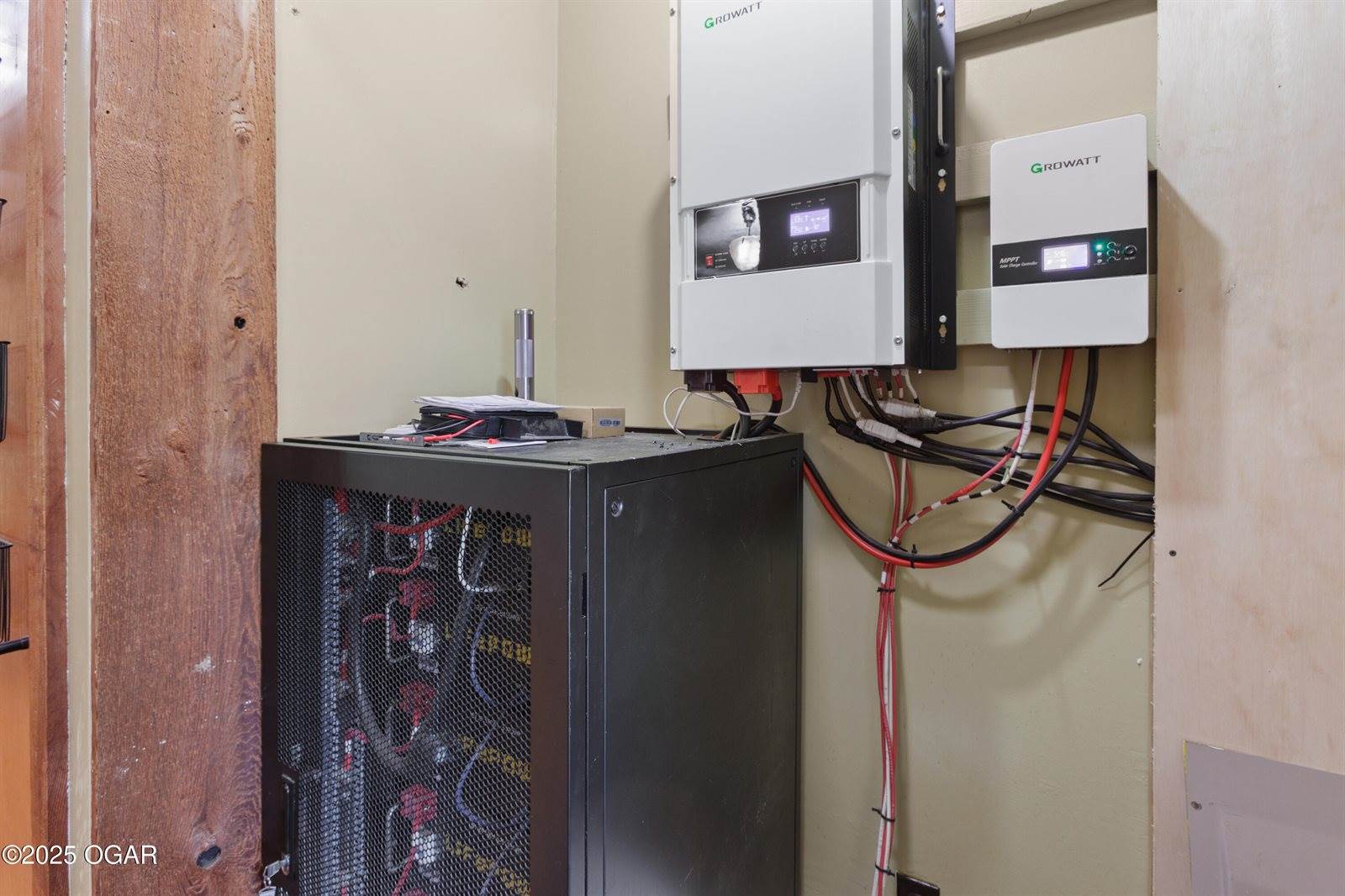 10463 Farm Road 1182, Aurora, MO 65605