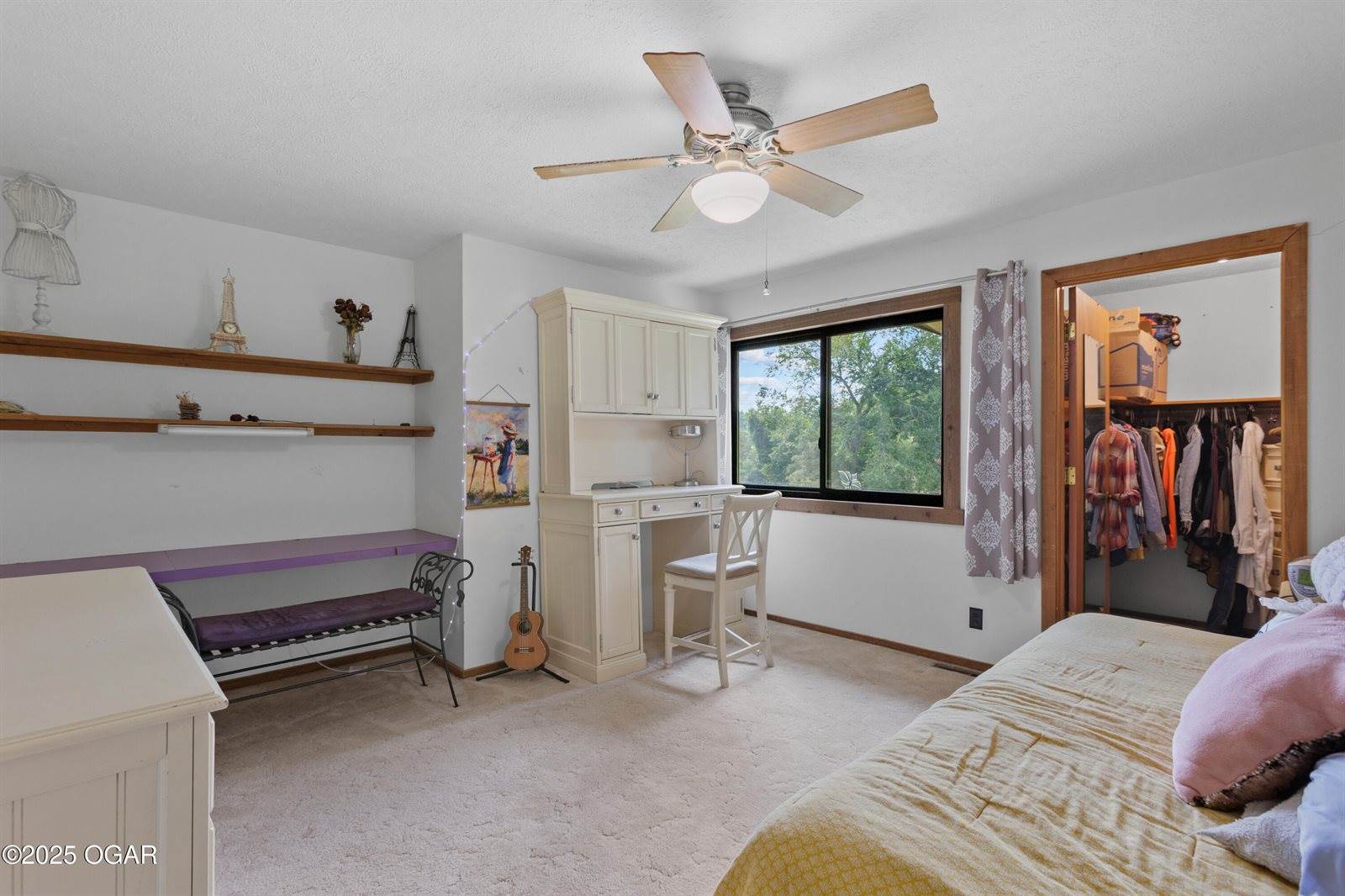 10463 Farm Road 1182, Aurora, MO 65605