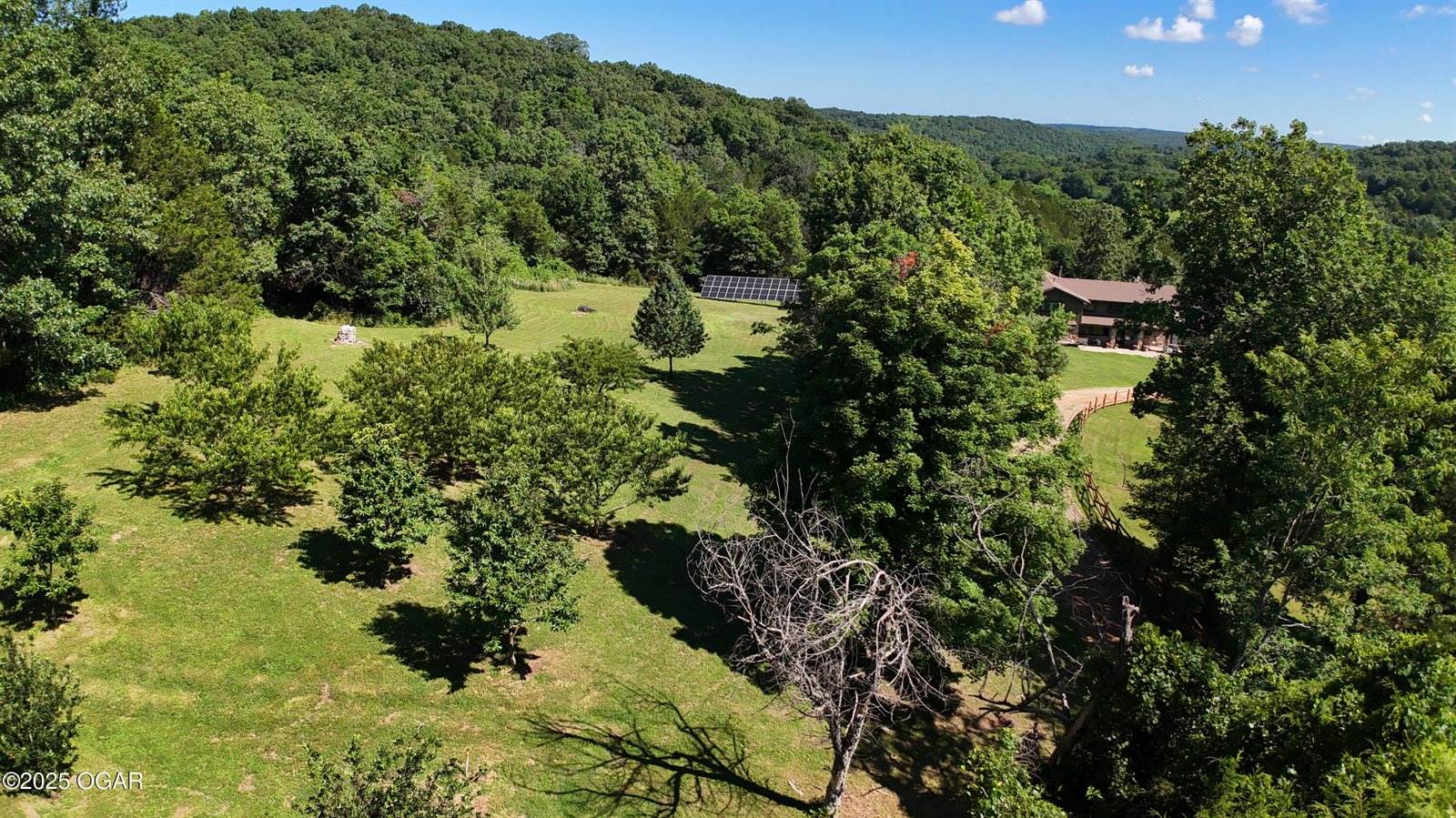 10463 Farm Road 1182, Aurora, MO 65605