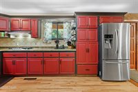 10463 Farm Road 1182, Aurora, MO 65605