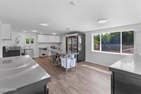 10463 Farm Road 1182, Aurora, MO 65605