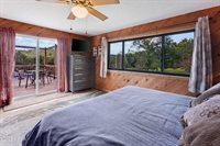 10463 Farm Road 1182, Aurora, MO 65605