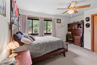 10463 Farm Road 1182, Aurora, MO 65605