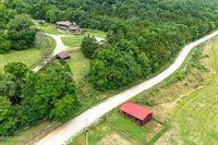 000 Farm Road 1182, Aurora, MO 65605