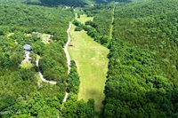 000 Farm Road 1182, Aurora, MO 65605