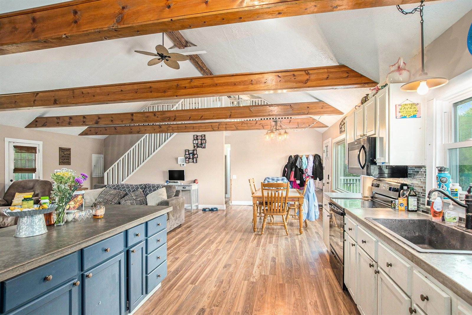 557 West James Street, Lawrence, MI 49064