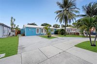 1913 Thomas St, Hollywood, FL 33020