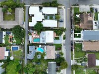 1913 Thomas St, Hollywood, FL 33020