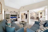 1913 Thomas St, Hollywood, FL 33020