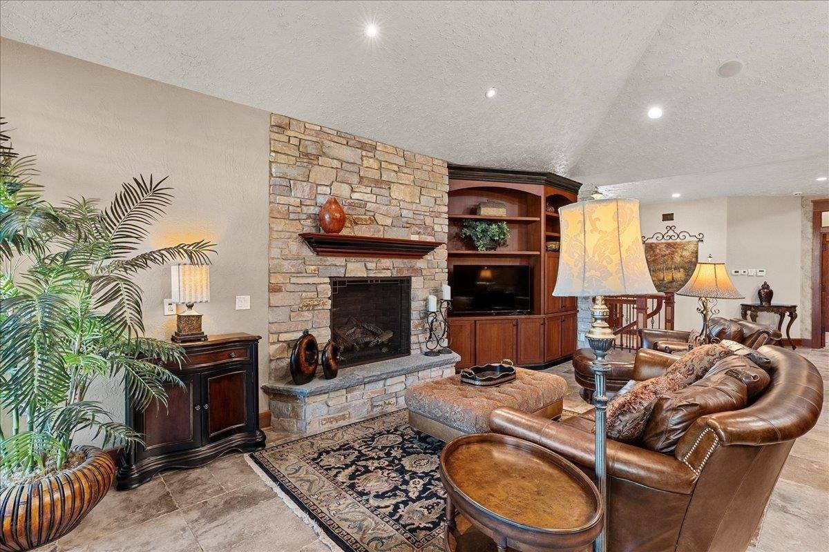 1832 Pheasant Run Drive, Marshfield, WI 54449