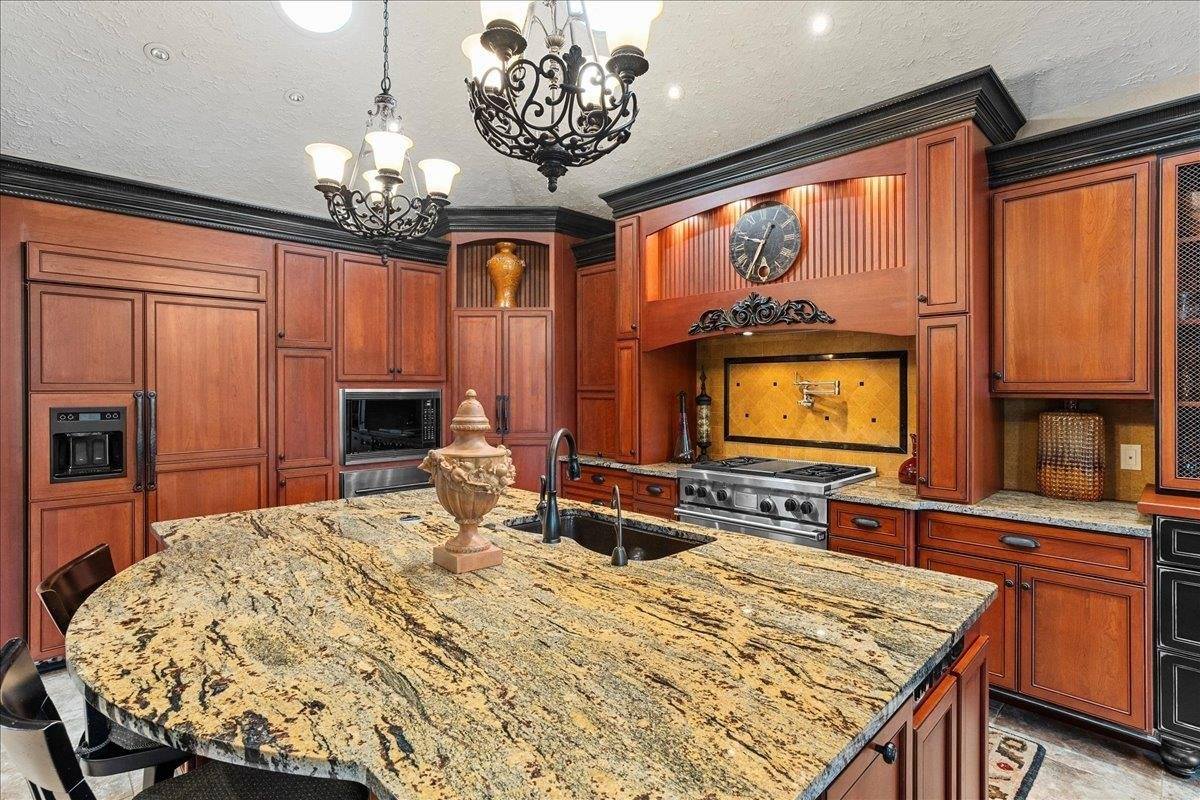 1832 Pheasant Run Drive, Marshfield, WI 54449