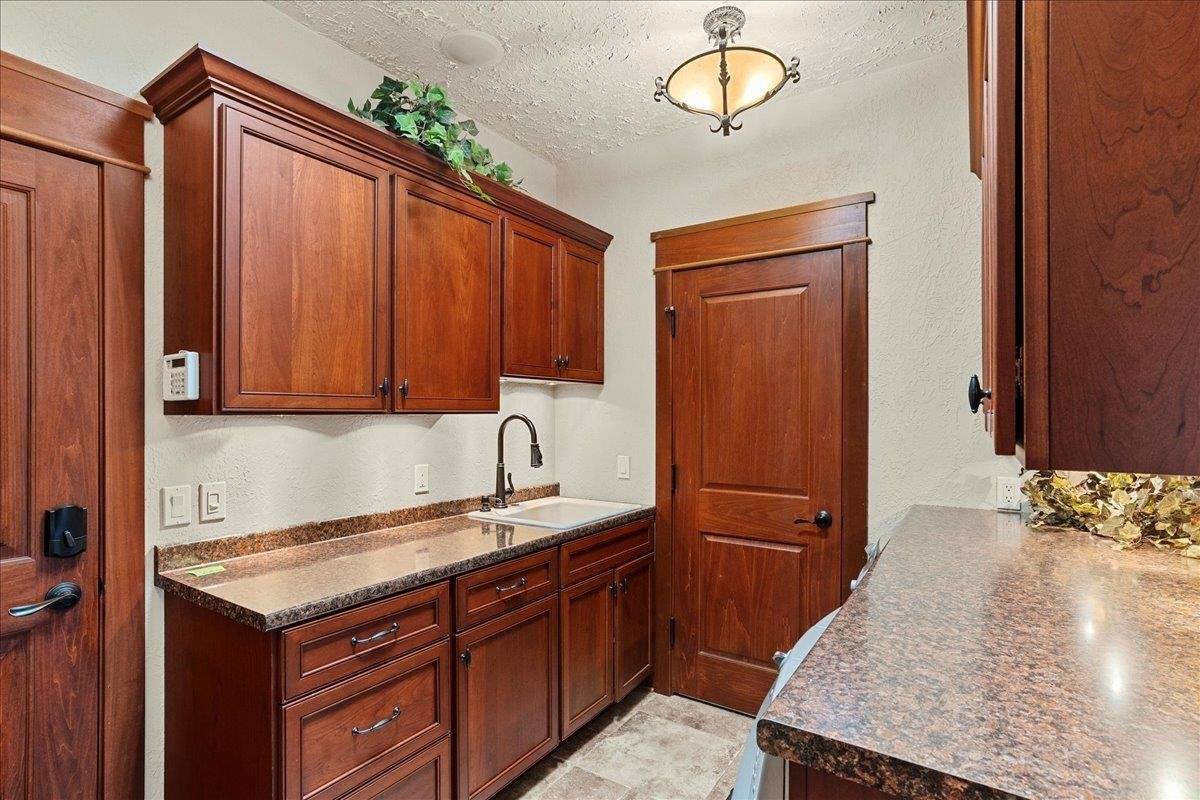 1832 Pheasant Run Drive, Marshfield, WI 54449