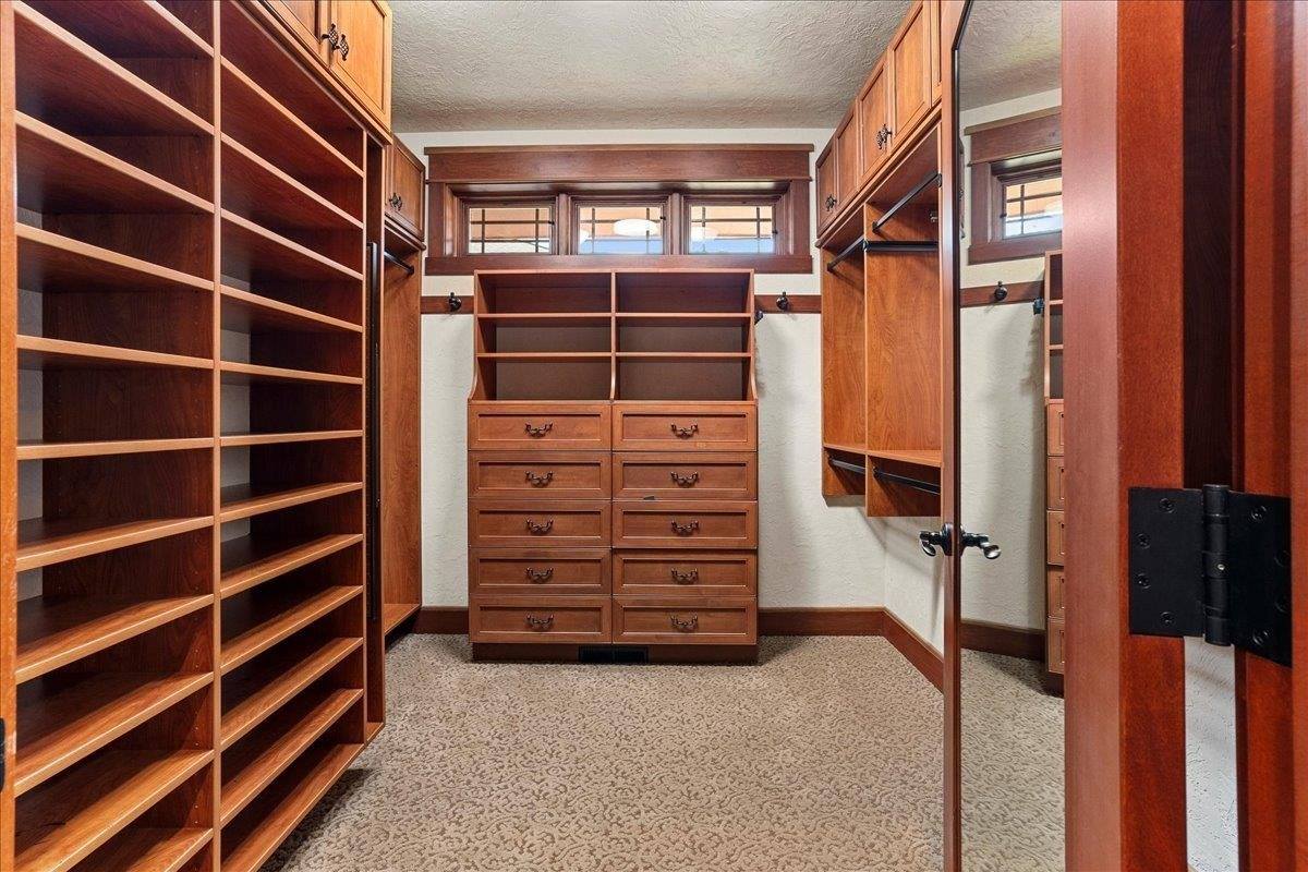 1832 Pheasant Run Drive, Marshfield, WI 54449