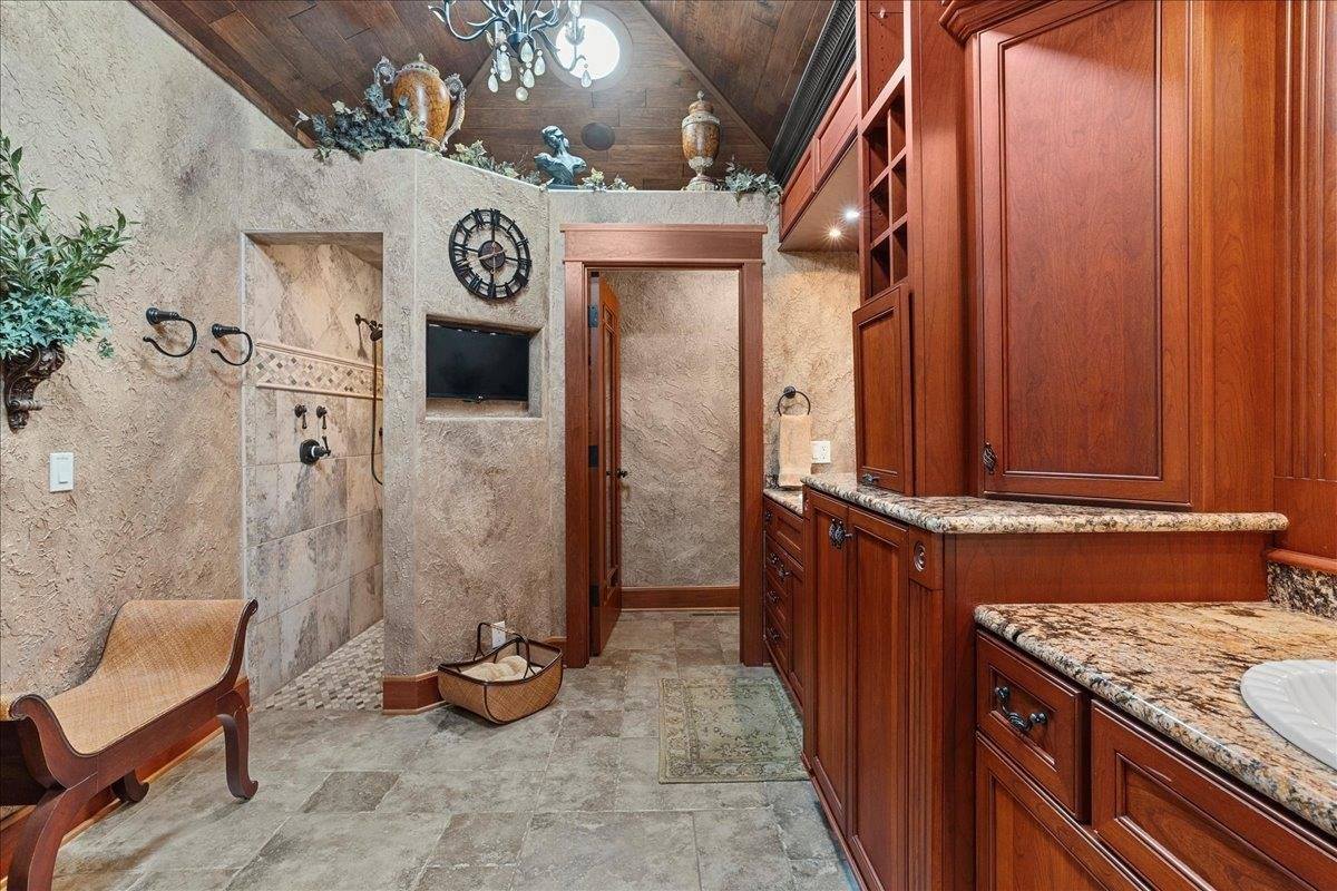 1832 Pheasant Run Drive, Marshfield, WI 54449