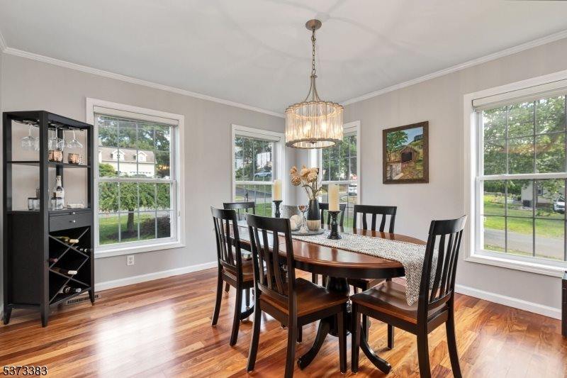 353 Top Ave, Green Brook Township, NJ 08812