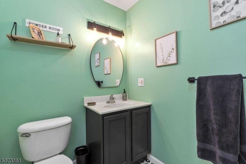 353 Top Ave, Green Brook Township, NJ 08812