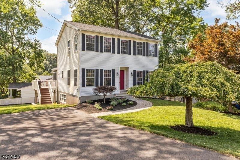 353 Top Ave, Green Brook Township, NJ 08812